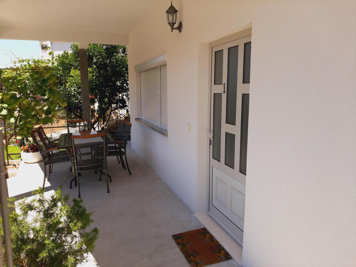 Apartment Luna Trogir Exterior photo